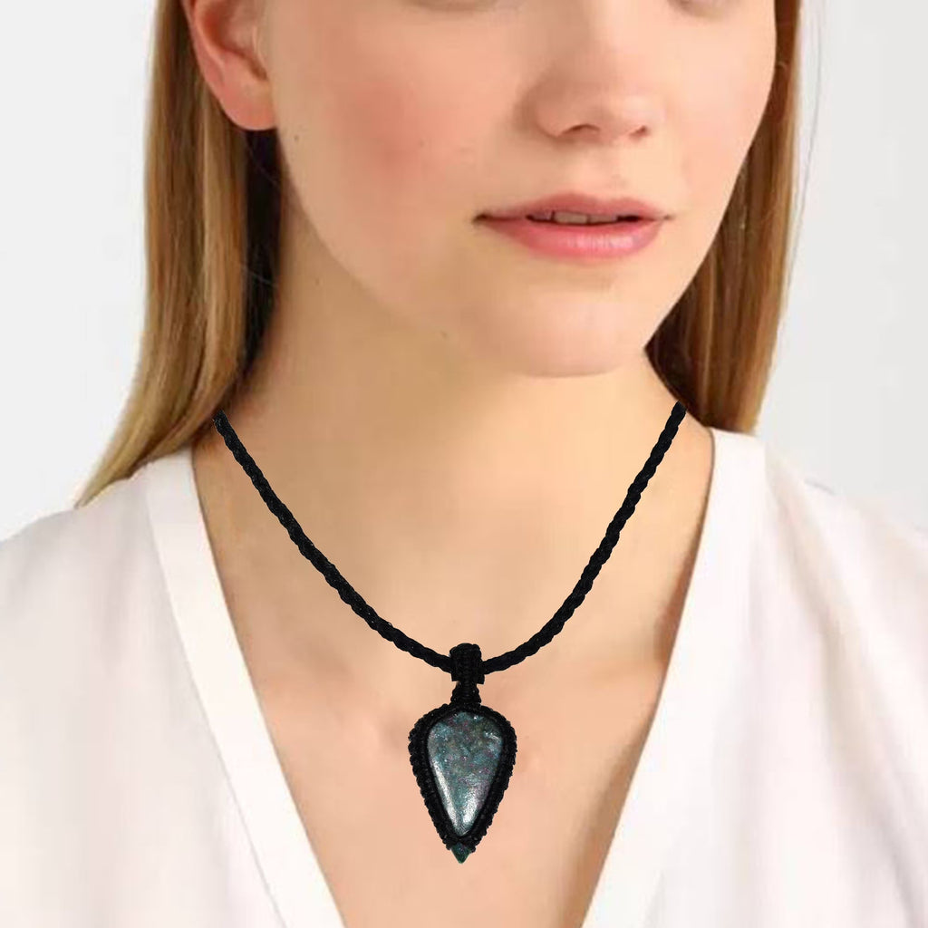 Ruby Zoisite Macrame Gemstone Necklace U687888
