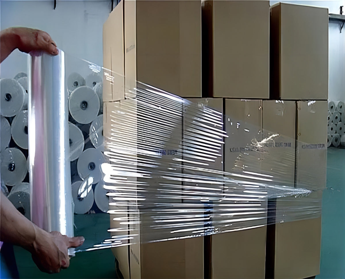 18" x 1500' Clear Cast Hand Stretch Film, 80 Gauge, 4 Rolls Z6018