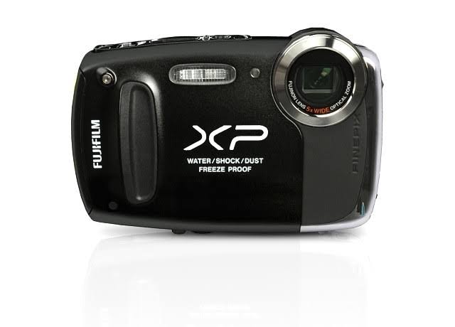 Black 14.4 MP Compact Digital Camera C828547