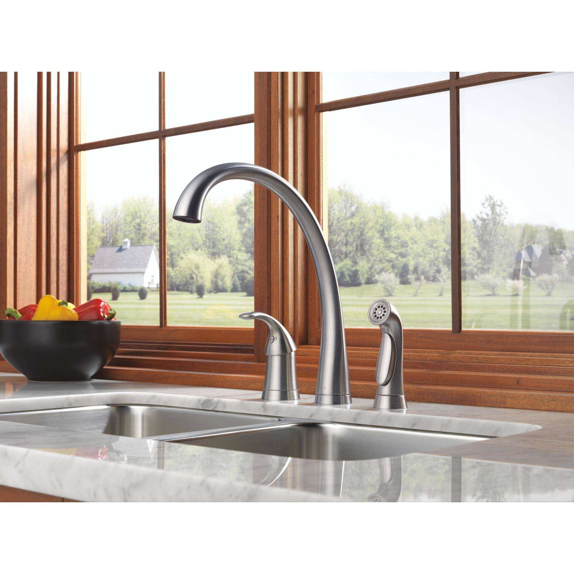 Chrome Single Handle Kitchen Faucet with Spray K101816