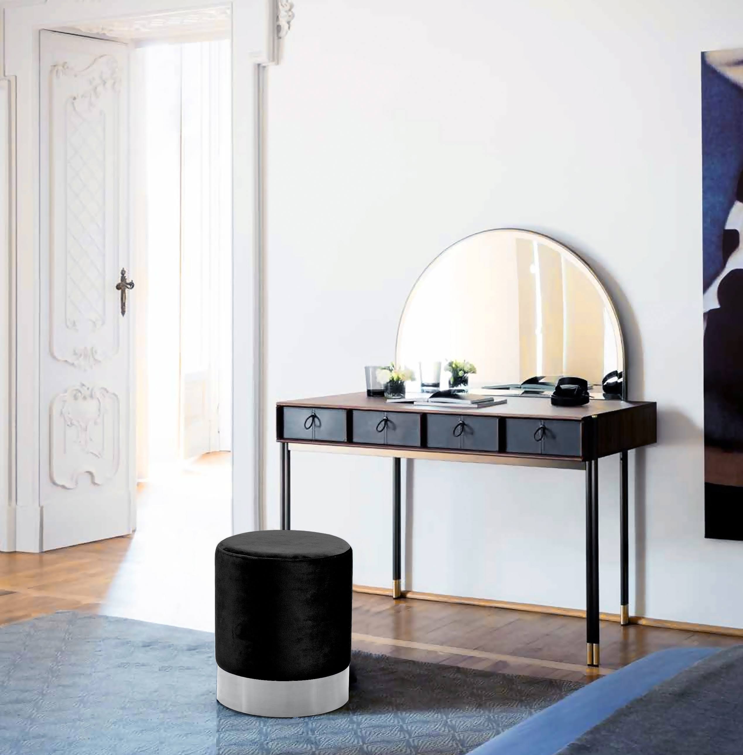 Black Velvet Ottoman/Stool V49807