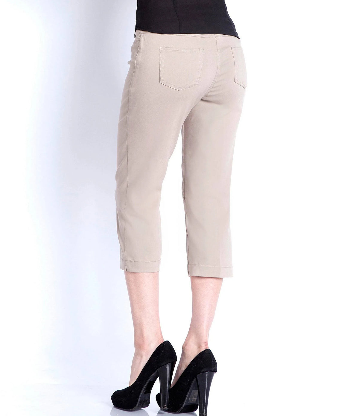 Denim Pull-On Capri Pants K610546