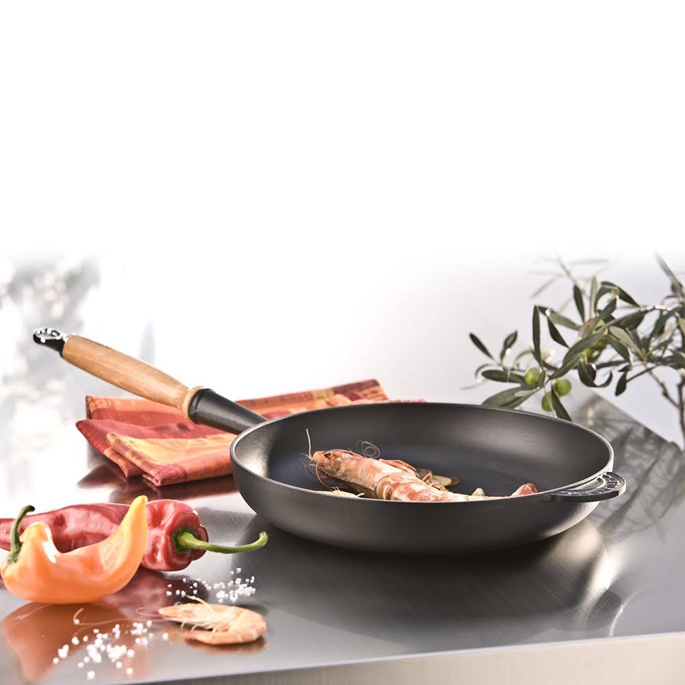 Cast Iron Frying Pan with Wooden Handle, 24 cm - Cerise X778