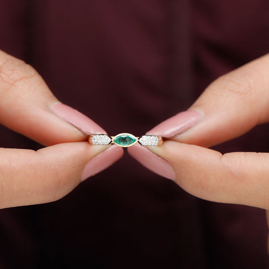 14K Yellow Gold Emerald Promise Ring with Diamond F790698