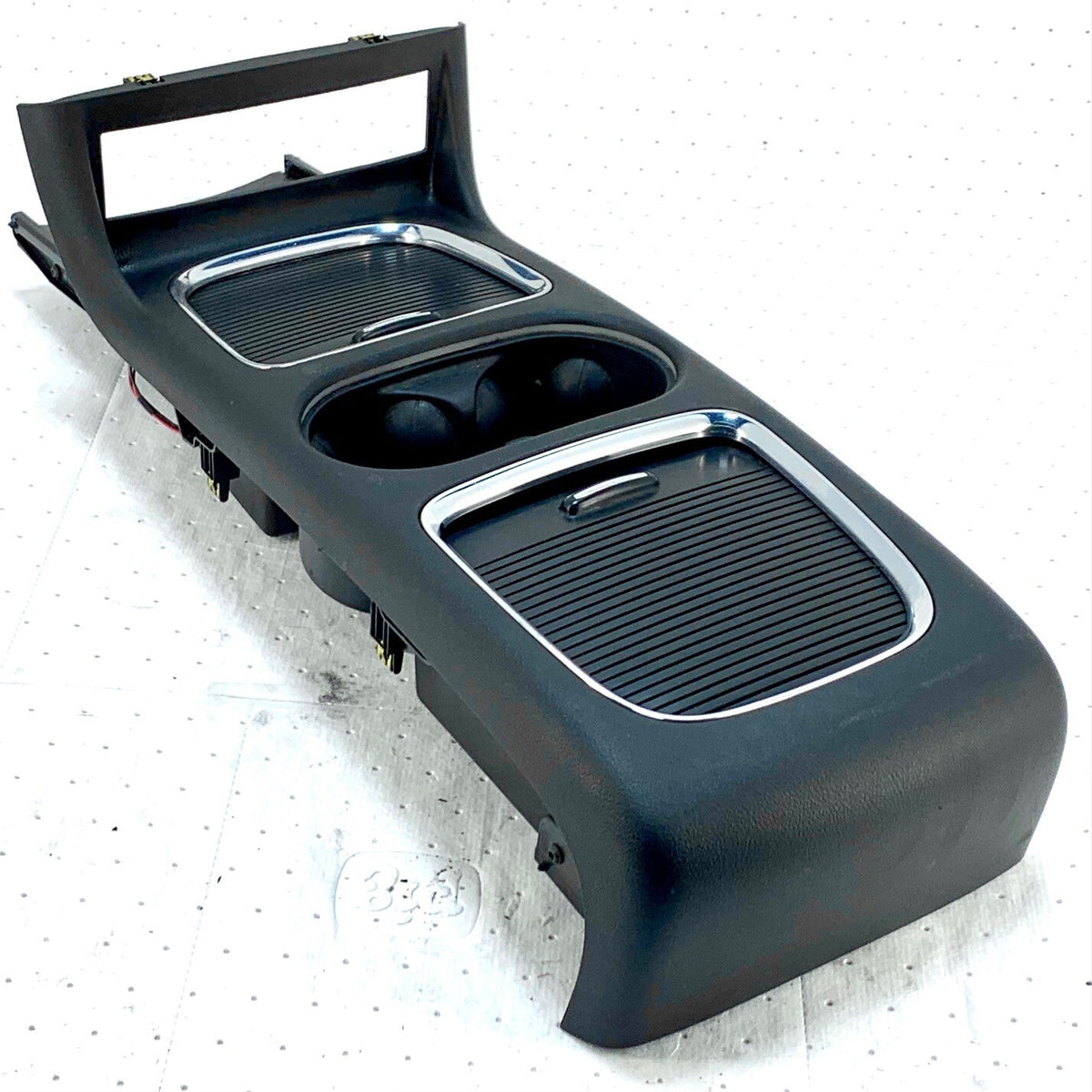 Center Floor Console with Sliding Cover F6004