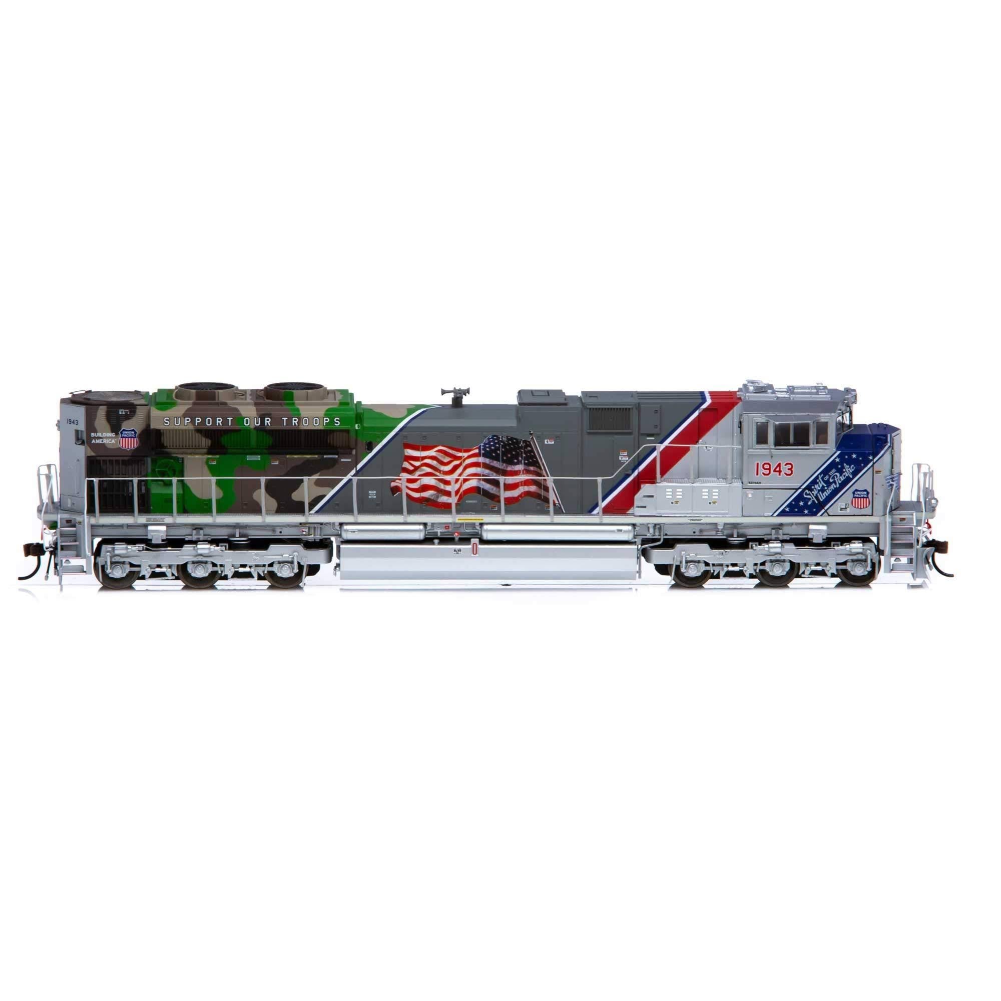 SD70ACe Locomotive with DCC and Sound, HO E37609
