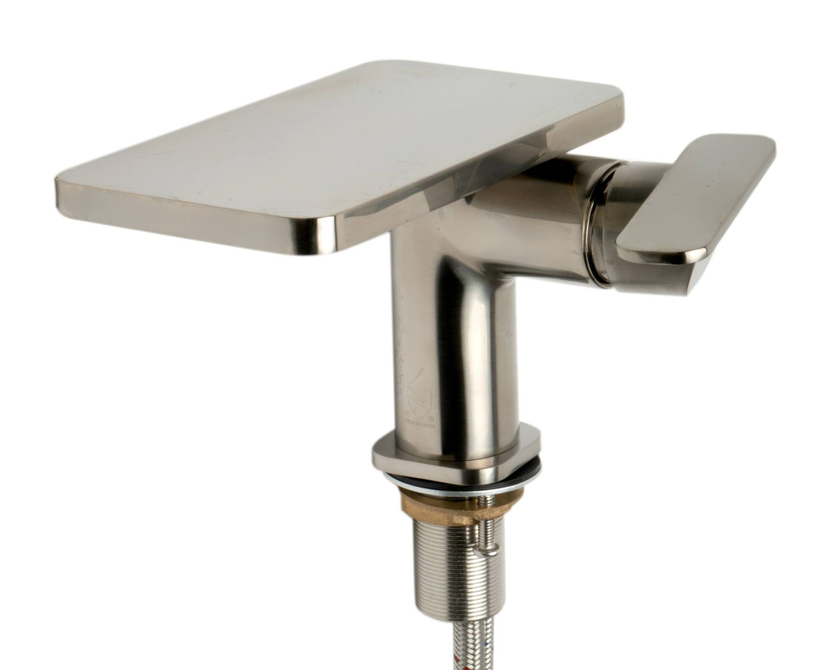 Brushed Nickel Single-Lever Bathroom Faucet V151472